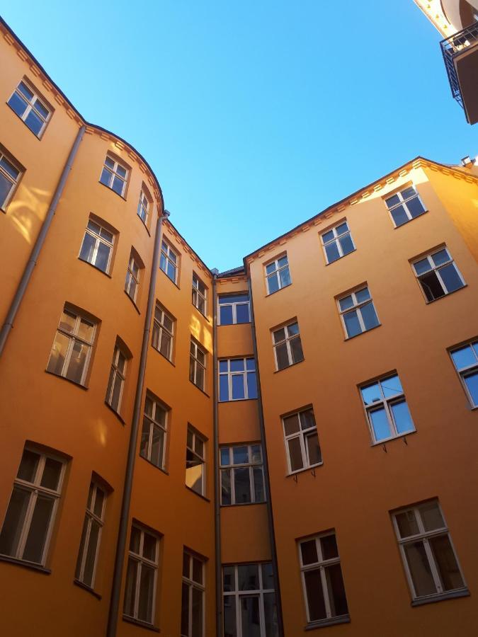 Cozy Flat. Art Nouveau Building, Near The City Center Riga Eksteriør billede
