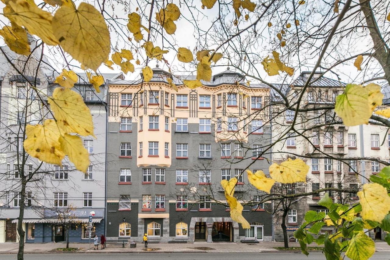 Cozy Flat. Art Nouveau Building, Near The City Center Riga Eksteriør billede